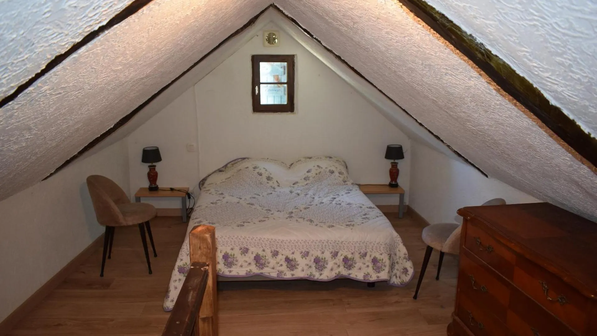 Chalet Climatise En Bordure De Riviere Mansardee Trébas Γαλλία