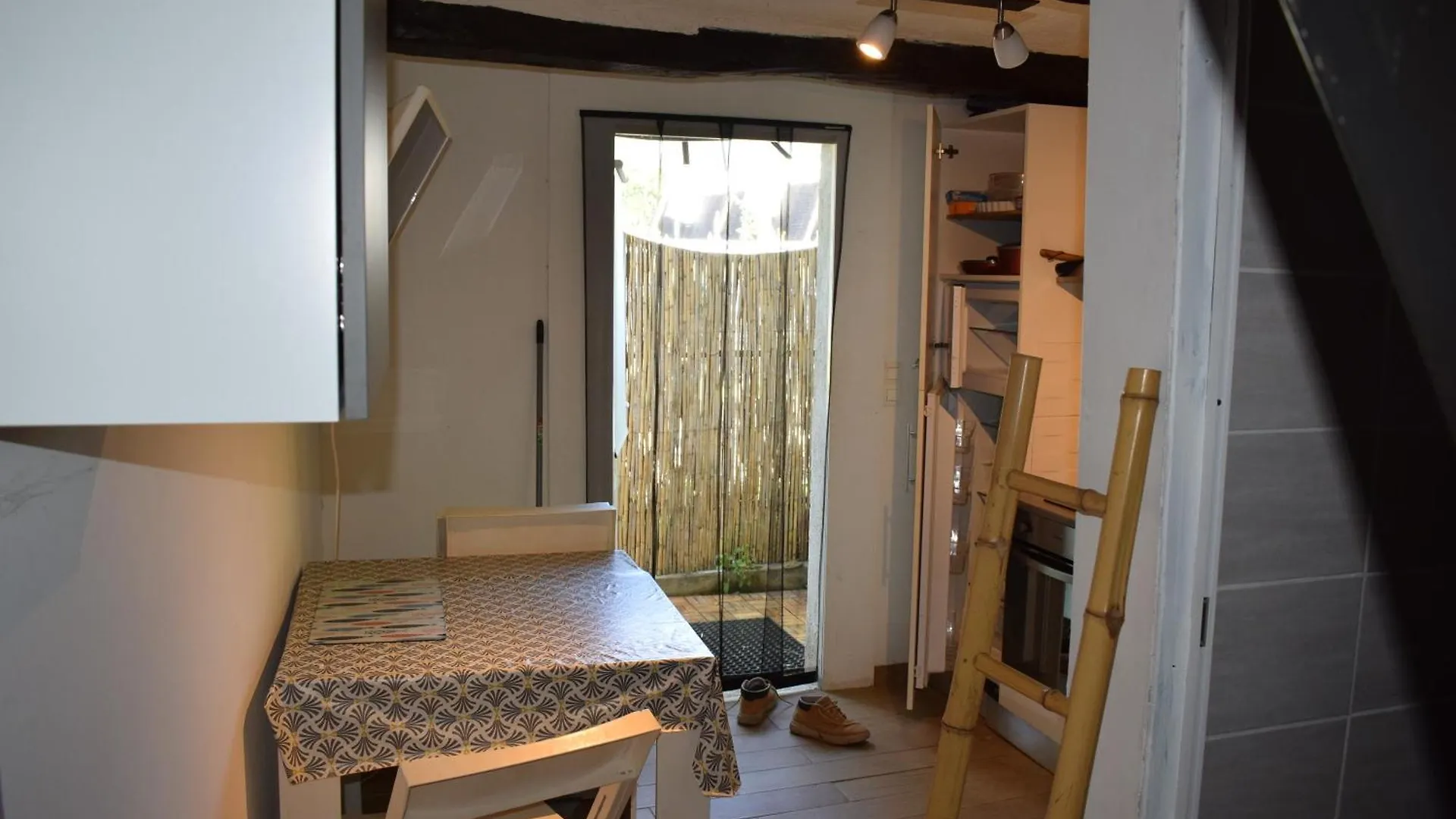 Chalet Climatise En Bordure De Riviere Mansardee Trébas